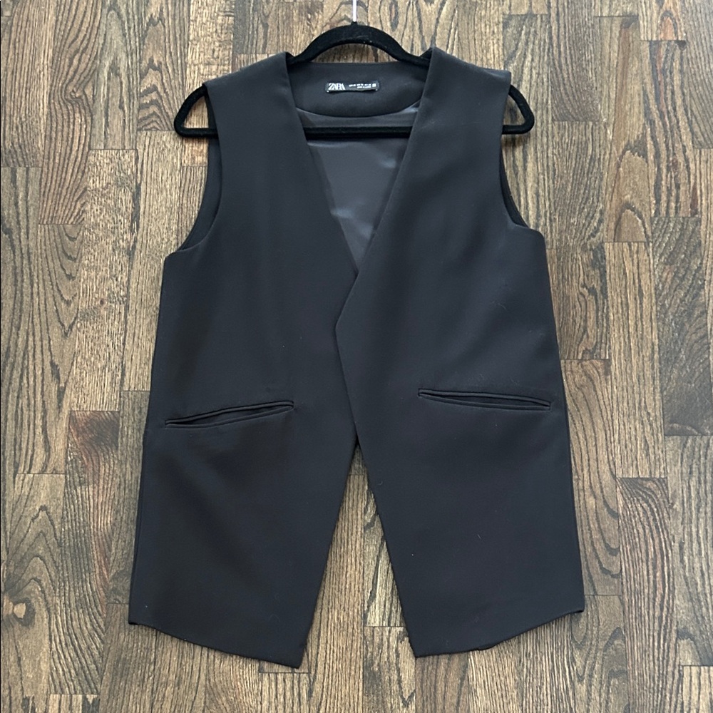 Zara Elegant Black Open Vest